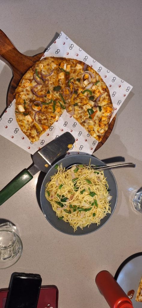 jalapeno pizza & haka noodle at QD's