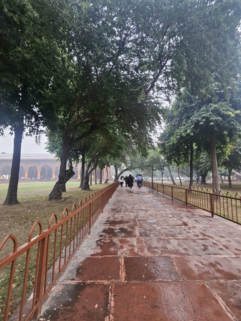 Red fort passage