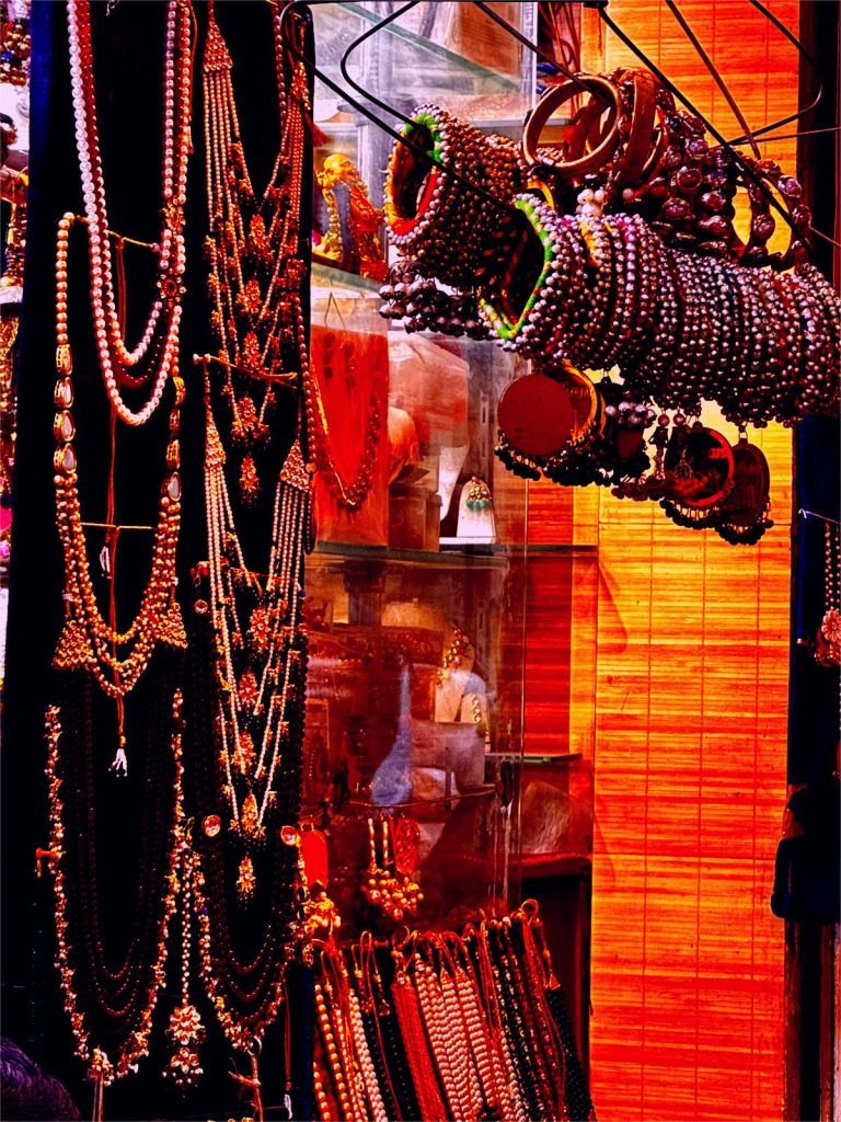 Bangles market in Chandni chowk
